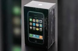 未拆封初代iPhone拍出6.3万美元