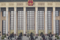 李克强：各级政府要大力支持军队建设