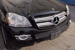 女子花6万买走私奔驰套牌上路