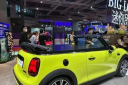 史诗级公关灾难