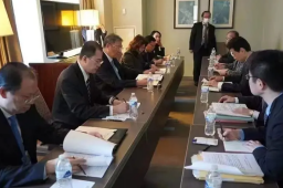 中国商务部长当面与日方严正交涉