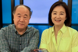 林青霞邀请莫言家中做客吃饺子