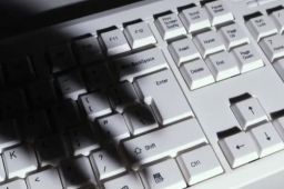 人民日报评地铁偷拍乌龙事件