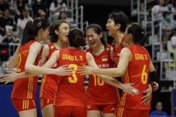 不敌土耳其队 中国女排获亚军