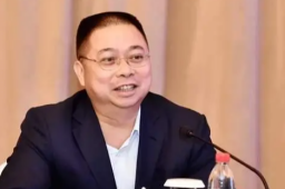 网传宝能姚振华被多人围堵讨薪