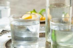 苏打水能调节身体酸碱平衡？