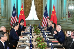 习近平：美国不要干涉中国内政