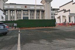3娃非亲生案女方和别人生下第4女