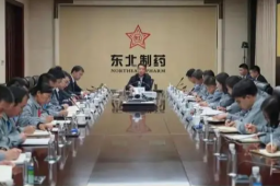 老板给员工发8000万红包：1人1万