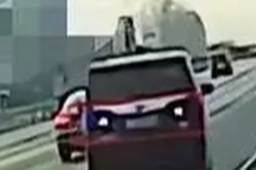 交警回应虞书欣司机在高速上倒车